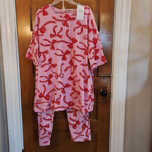 NWT Bow PJ Set